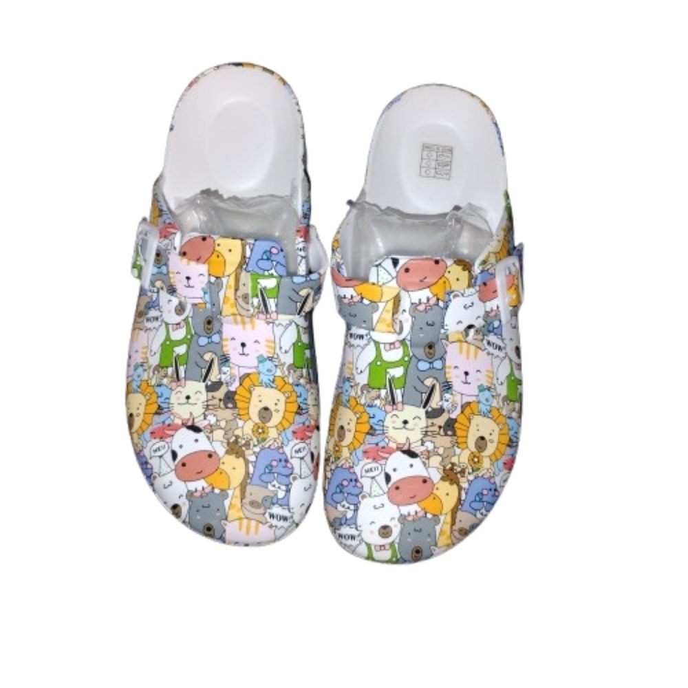 Whimsical Non-Slip Nurse Clogs – Cartoon Animal Print, Adjustable Strap Size 9.5